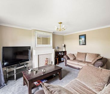 2 bedroom semi-detached bungalow to rent - Photo 4