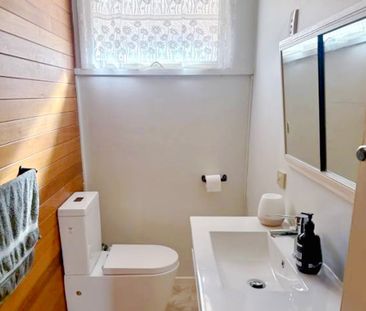 Family house in Burwood East Primary School Zone - Photo 4