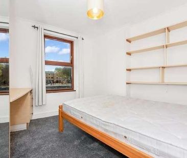 Tavistock Tower, Russell Place, SE16 - Photo 1