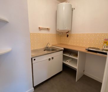 Location Appartement 1 pièce 23m² - Photo 4
