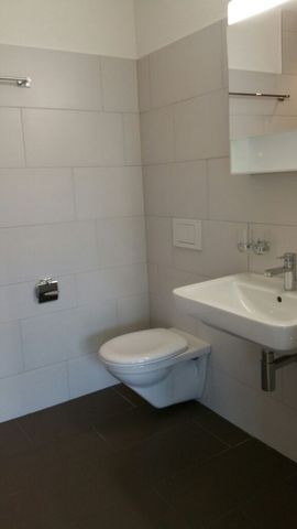 SCHÖN GEPFLEGTES WOHNQUARTIER IN BRUGG - Photo 4