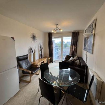 2 bedroom property to rent in Salford - Photo 1