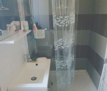 RIQUIER / CHABRIER: T2 meuble 31m²+ balcon - Photo 4