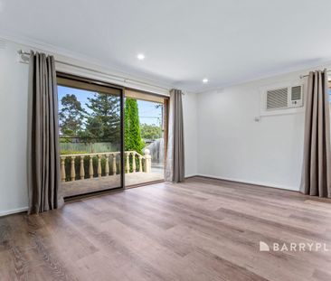 What a Living Opportunity! Prime Location & Freshly Updated Appeal - Photo 5