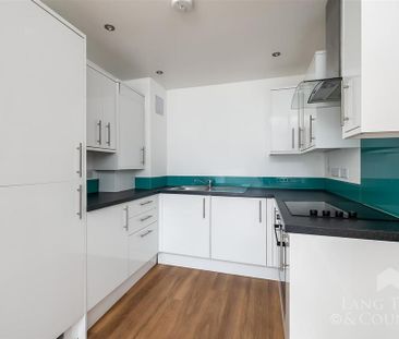 2 bedroom apartment to rent - Photo 6