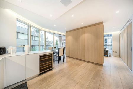 3 bedroom flat to rent - Photo 2