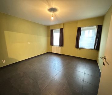 GLV appartement met tuin en ondergrondse parkeerplaats - Photo 3