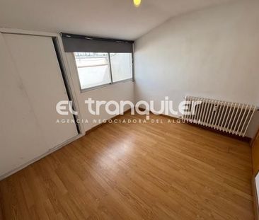 Ático de alquiler en Calle Dracena, Nueva España - Photo 1