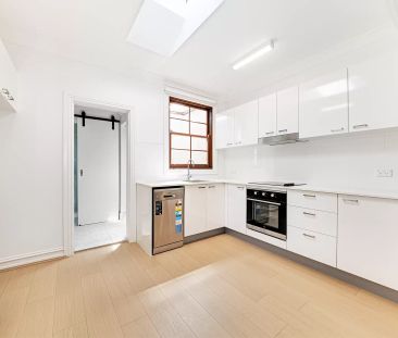 House with 1 bedroom & 1 bathroom - Photo 3