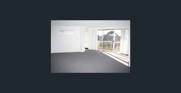 BIRGHT & SUNNY - Photo 1