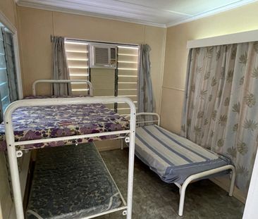 Fully Self Contained Beach Rental - Photo 3