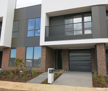 "MODERN 3 BEDROOM TOWNHOUSE" - Photo 1