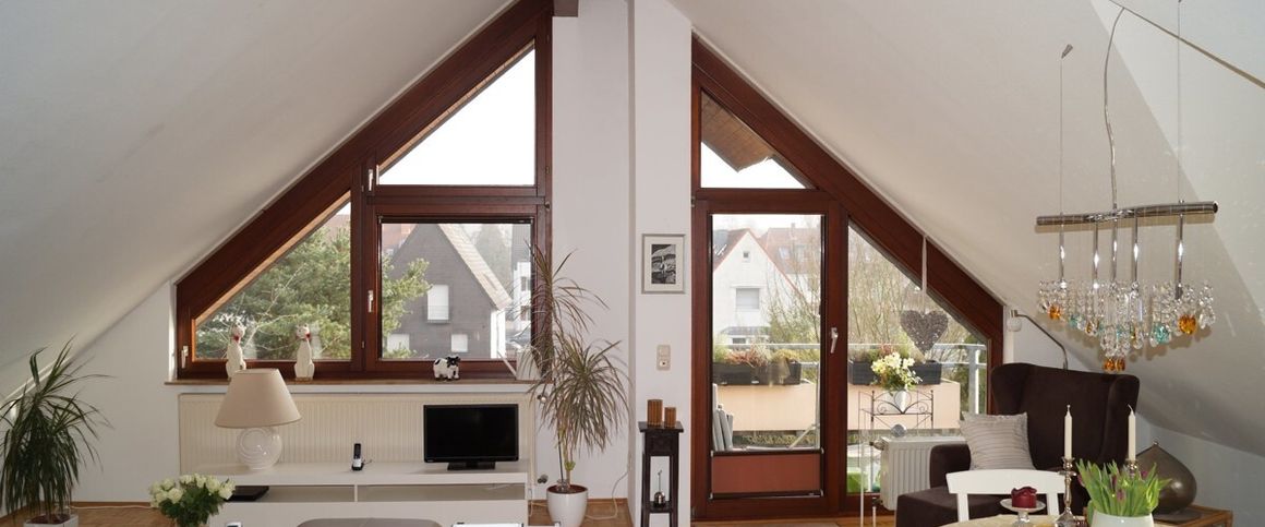 Attraktive Dachterrassenwohnung in bester Lage von Refrath !!! - Photo 1