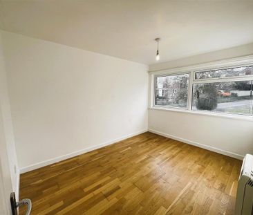 3 bedroom apartment to rent - Photo 6