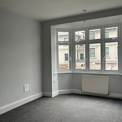 High Street, Broadstairs, CT10 1JB, Kent - Photo 2