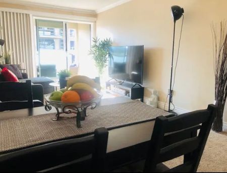 140 E. 4th Street, North Vancouver, Bc V7l 4r1 - Photo 4