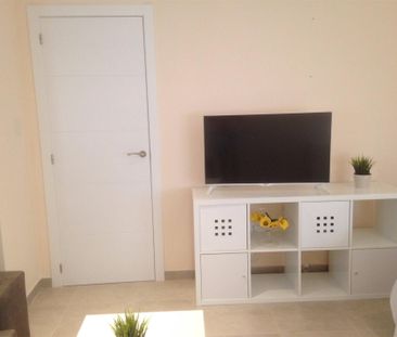 Piso de alquiler en Calle Campoamor, 78, Centro - Muelle Pesquero - Photo 1