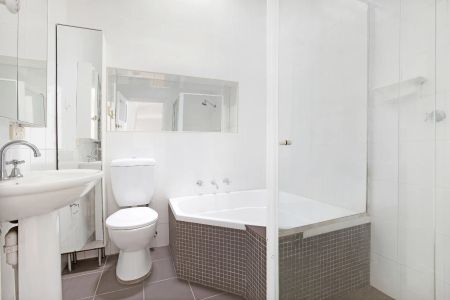 Rejuvenated Family Home in Prime Location - Photo 4