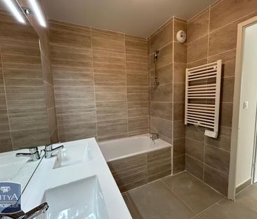 Location Appartement 3 pièces 62m² LES ANGLES 30133 - Photo 1