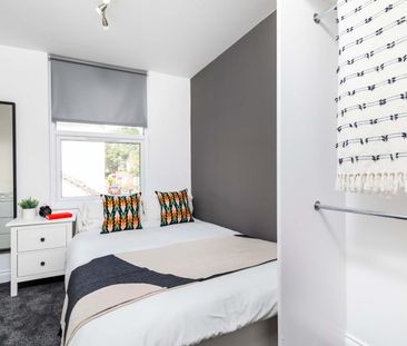 Room in a Shared House, Broomfield Terrace, LS6 - Photo 2