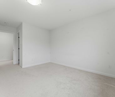 For Lease - 423 Silicon Way, Kanata, Ontario - Photo 5