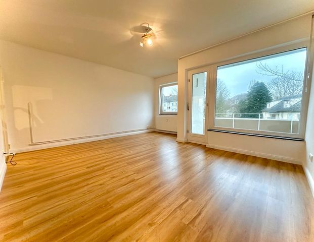 Helle sanierte 2-Zimmer-Wohnung mit Süd-Balkon in ruhiger Lage - Foto 1