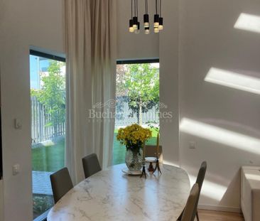Rare, Four-Bedroom Ranch-Style Villa - AISB - Photo 2