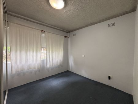 Modern Apartment in Prime West Ryde Location - Photo 2