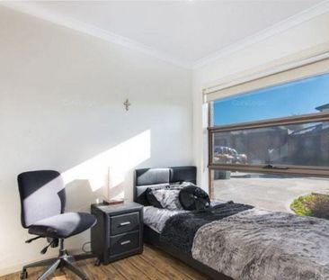 Affordable Comfort in Vibrant Dallas Locale - Photo 5