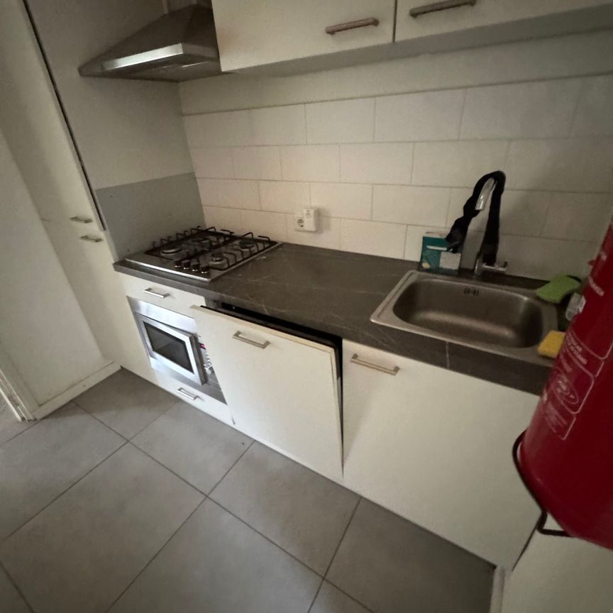 Te huur: Studio Montfortanenlaan in Tilburg - Foto 1