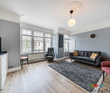 Lavender Sweep, London - Photo 3