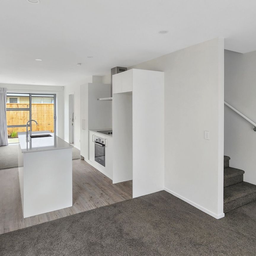 New in Wainui - Photo 1