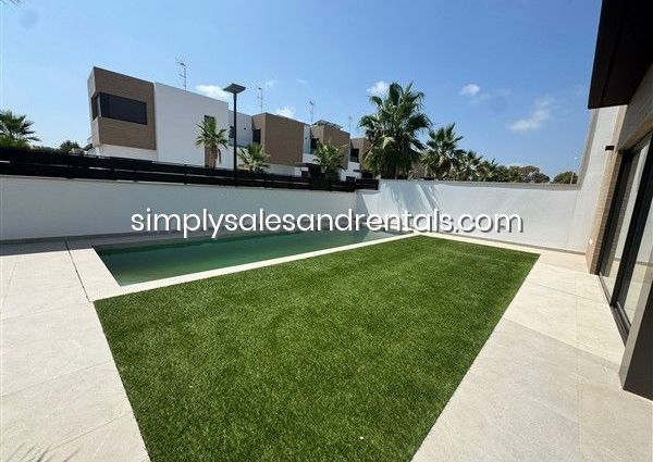 Villa in Algorfa, for rent