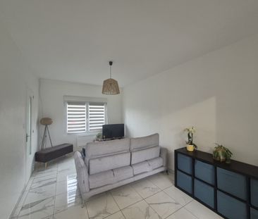 Location Maison 3 pièces 63m² HASNON 59178 - Photo 1