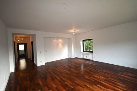 ***** Attraktive Wohnung mit großer Terrasse und wunderschönem Ausblick..... ****** - Foto 4