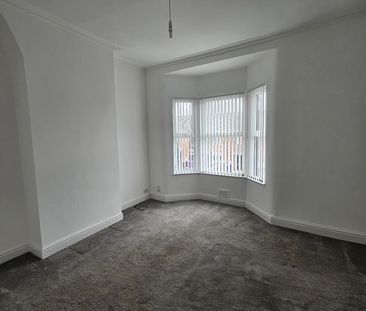 3 Bed Terraced House, Bedford Road, L4 - Photo 2