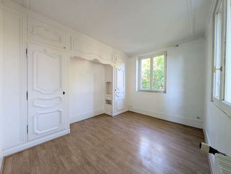 Location Maison 6 pièces 135m² - Photo 4
