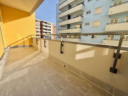 3.5 Zimmer, 90 m², 2. Stock - Photo 5