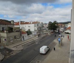 Apartment 2 bedrooms in the center Loures for rent - Photo 5