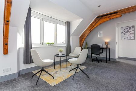 1 bedroom in a house share to rent - Photo 4