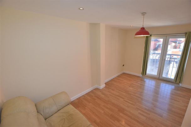 Western Road - Photo 1