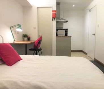 Studio to rent - Photo 1