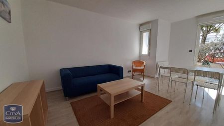 Location Appartement 2 pièces 54m² LA ROCHELLE 17000 - Photo 2