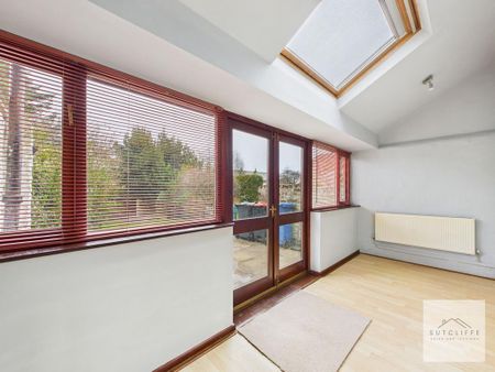 2 bedroom terraced house to rent - Photo 4