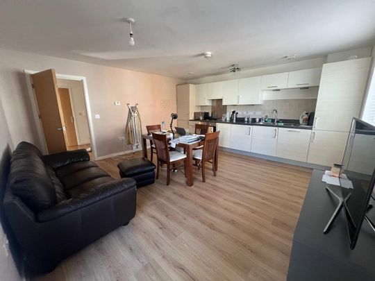 Pearse Close, Penarth - Photo 1