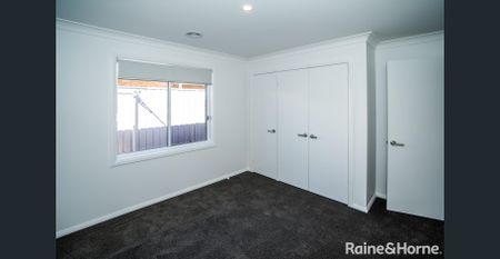 MODERN HOME IN GOBBAGOMBALIN - Photo 3