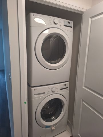 For Lease - 15 Watergarden Drive Unit# 905, Mississauga, Ontario - Photo 4