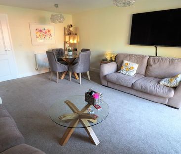 Lodge Farm Chase, Ashbourne, Derbyshire DE6 1GY - Photo 2