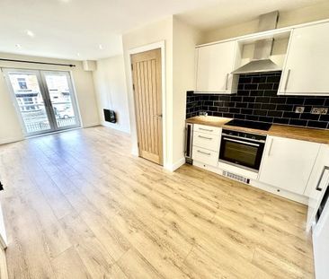 Apt 7, Parkview, Fitzalan Road, Hands... - Photo 2