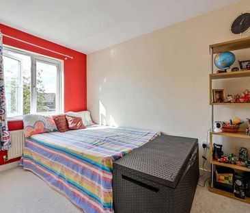 Baynton Road, Old Woking, GU22 - Photo 6